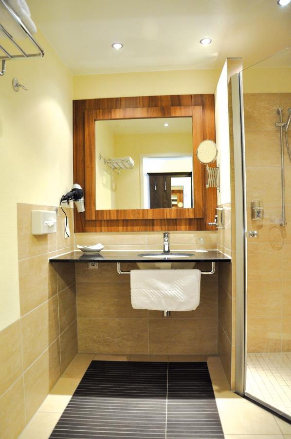 Autenrieder Brauereigasthof Ichenhausen Room photo